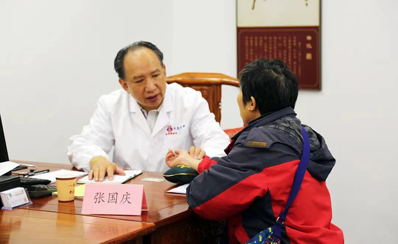 好消息！本周起，中醫(yī)專家張國慶、白學武、李蘇將在月光碼頭店坐診！(圖1)
