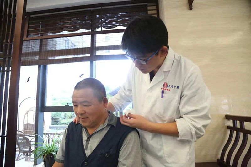 好消息！本周起，中醫(yī)專家張國慶、白學武、李蘇將在月光碼頭店坐診！(圖2)