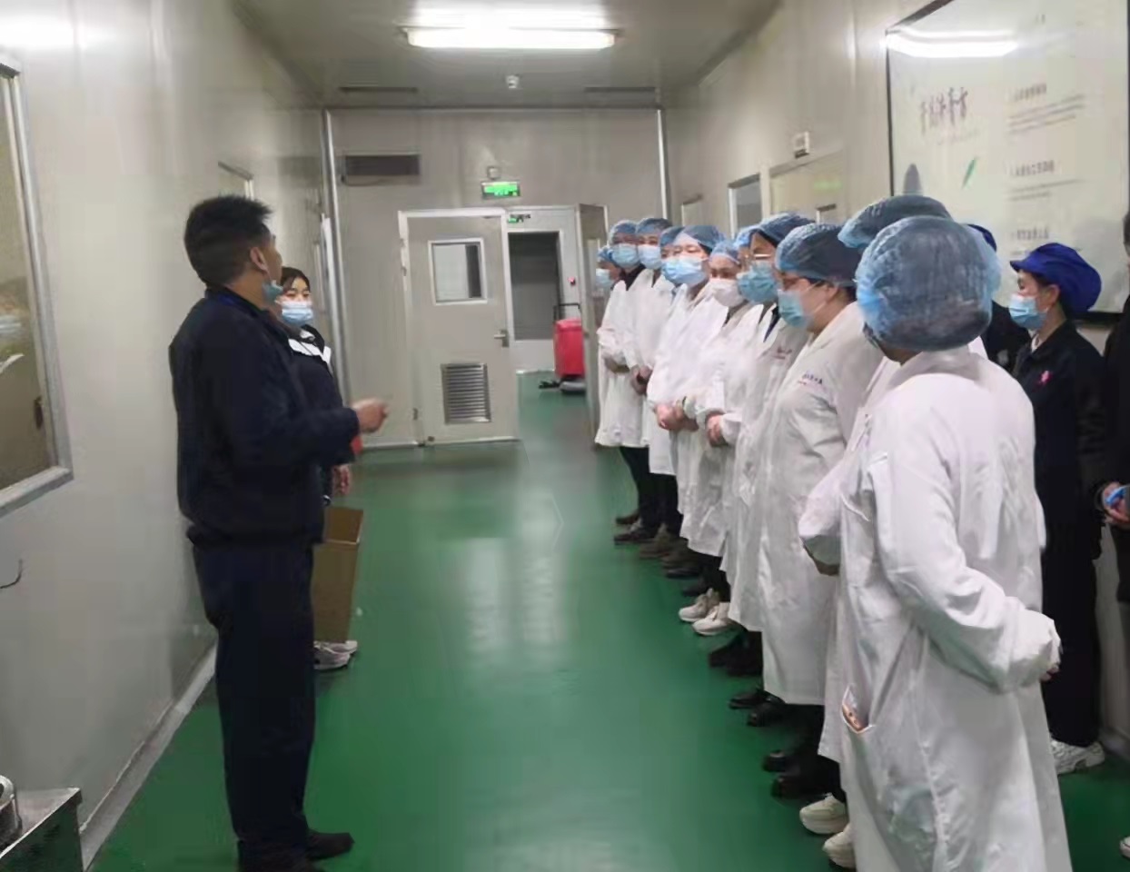 10萬帖！李良濟(jì)連夜熬制防疫方馳援上海，溫暖守“滬”！(圖1)